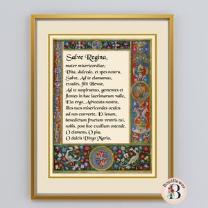 K&ouml;nnte beinhalten: Ein gerahmter Druck eines alten Gebets, "Salve Regina", in einer dekorativen Schriftart mit verzierten floralen R&auml;ndern. Der Text ist in lateinischer Sprache und enth&auml;lt die Worte "Vita, dulcedo, et spes nostra".