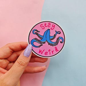 Bleib seltsam Aufkleber - Banane Oktopus Hybrid, Süß & schrullig Vinyl wasserfester Aufkleber