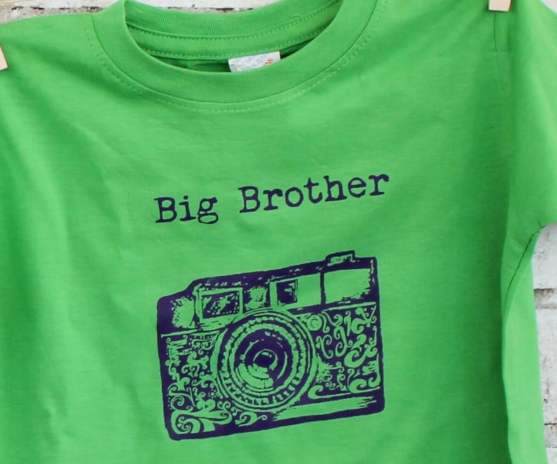 Cotton Tshirt and Bodysuit Big Brother Little Sister Set Camera Tshirts Screenprint Shirts Photographer Babies Sibling Youth Cloghing