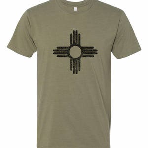 Mannen katoen Cewneck Graphic Tee, Albuquerque, New Mexico Zia Shirt, Unisex gele Tshirt Zia zon symbool, korte mouwen Top, staat vlag afbeelding 3