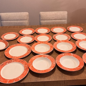 Villeroy & Boch Siena-saladebord, set van 24 stuks zalm/oranje gemarmerde band