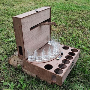 Wooden alcohol dispenser for 8 glasses | Liquor dispenser | Whiskey dispenser | Alcohol dispenser | Jack Daniels | Mens gifts | Gift box