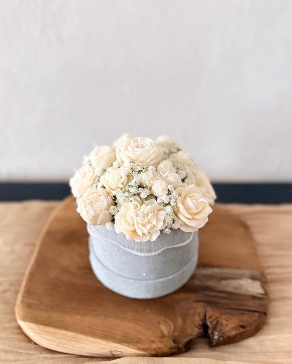 Blumenstrauß aus Kerzen • Flowerbox • Bouquet • Rapswachs • candles • Flower • Blumen • Strauß • ästhetisch • Geschenkidee • Hochzeit