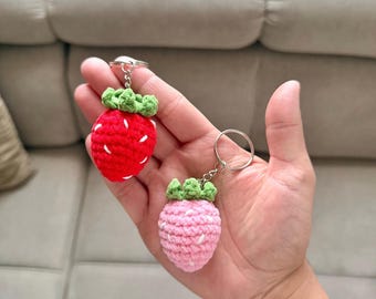 Strawberry keychain • Strawberry • Crochet decoration • Amigurumi • Crochet figure • Accessories • Crochet • Handmade • Gift idea •