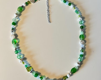 collar de cuentas de estrella verde