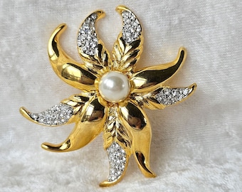 Vintage Goldtone Pointsettia Brooch with Pearl Center & Pave Chrstal Petals, 1960's