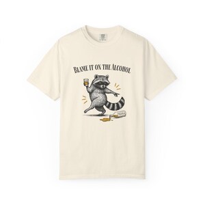 Betrunkenes Waschbär-T-Shirt, Schuld daran ist das Alkohol-Waschbär-Shirt, Komfort-Farben-lustiges Waschbär-Shirt Bild 9