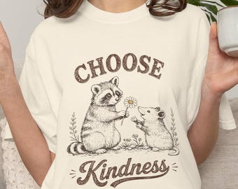 Waschbär und Possum Wählen Kindness Shirt, Waldtier T-Shirt, Vintage Natur Tshirt, Cottagecore Wildlife Shirt