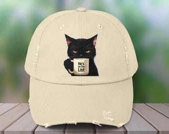 Gorra desgastada anti-Trump de Black Cat: humor político sutil
