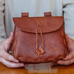 Mittelalterliche Leder-Gürteltasche mit Leder-Schnur-Verschluss für Cosplay Renaissance Fair