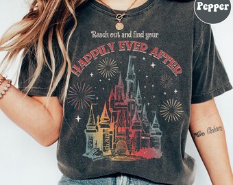 Tendez la main et trouvez votre chemise Happy Ever After, chemise 2026 assortie pour la famille Disney rétro, chemise château Disney, t-shirt voyage Magic Kingdom