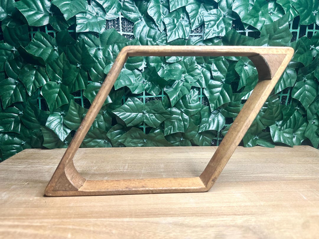 Vintage Pool Table Diamond Rack Wooden Billiards Ball Eight Ball Set Up ...