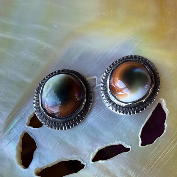 Antique Operculum Sterling Threaded Post Earrings - image 9