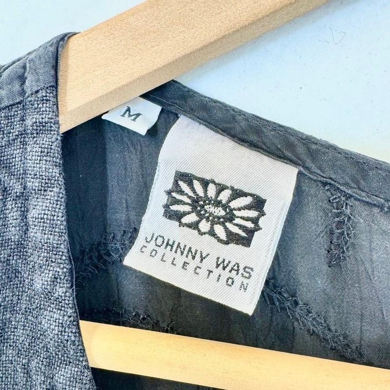 Collection VTG Johnny Was - Robe sans manches brodée en lin noir Minimalisme M image 2