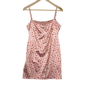 Années 2000 Vtg Urban Outfitters UO - Mini-robe sans lacet papillon rose en satin brillant image 1