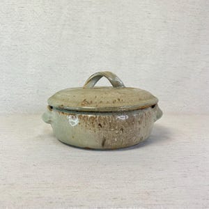 Vintage Stoneware Casserole Dish | 1970s Studio Pottery | Rustic Lidded Baking Dish
