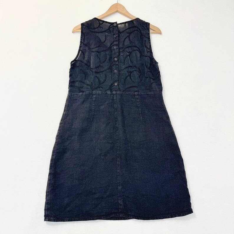 Collection VTG Johnny Was - Robe sans manches brodée en lin noir Minimalisme M image 3