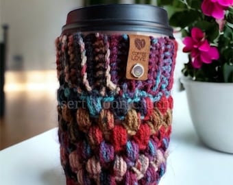 Crochet Coffee Cup Cozy: Reusable Drink Sleeve with Suede Tag