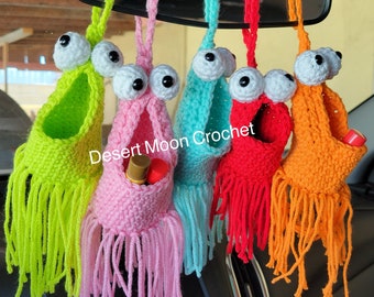 Mini Yip Yip Crochet, Car Mirror Hanging Accessories, Alien Car Hanger, Mothers Day, Mini Basket, Coworker Gift, Friend Gift, Martian, Gen X