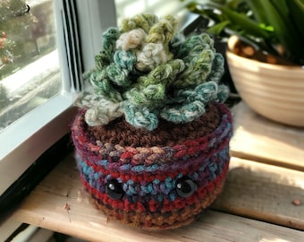 Kawaii Small Succulent in Pot, Home Decor, No Fuss Plants, Cacti Shelf Desk or Table Decoration, No Water Faux Cactus, Gift, Spring Crochet