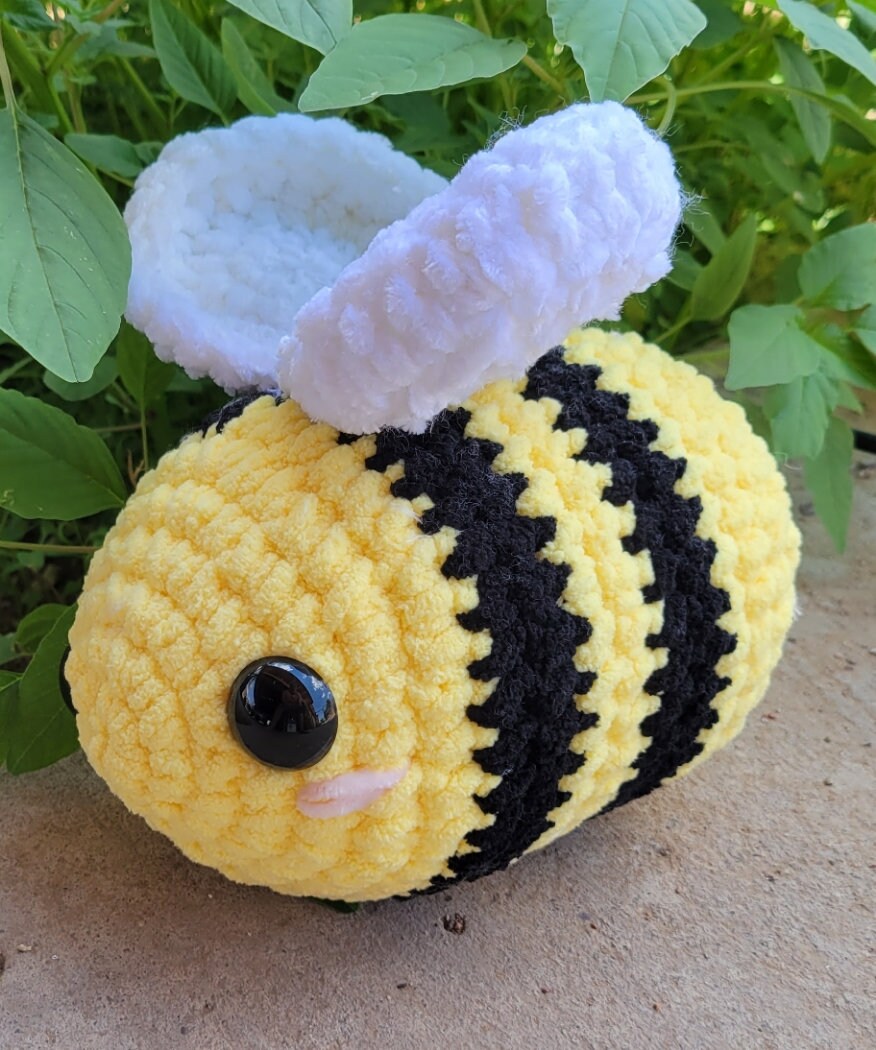 Tik Tok Bee Bee Plushie Velvet Crochet Bee Amigurumi Bumble | Etsy