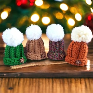 Mini Beanie Ornament, Crocheted pom pom hat ornament, Christmas holiday ornament, Tree Ornament, Holiday Decorations, Gift Tags, Fluffy Pom