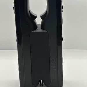 背中合わせのWiiリモコンアタッチメント