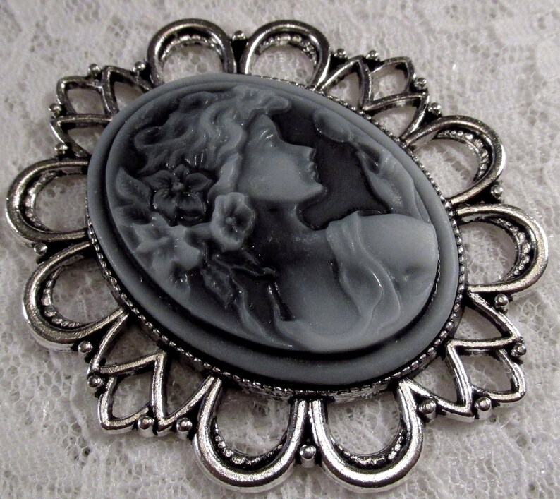 Enchantment III 40x30mm Antique Silver Setting 1 pc : sku 11.28.12.8 T17