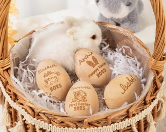 Personalisiertes graviertes Hasenohren-hölzernes Osterei mit Name und Jahr, gravierte Egg Shaker Kinder, Baby erstes Ostern, Geschenk für Kinder