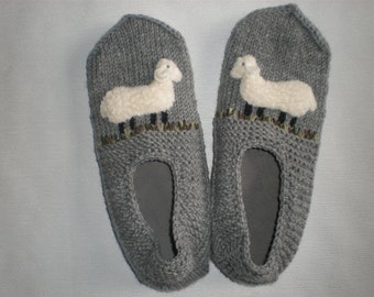 Grey slippers - Sheep slippers - Woolen slippers - Grey slippers - Grey socks - Fury sheep - Grey sheep socks - Warm winter slippers