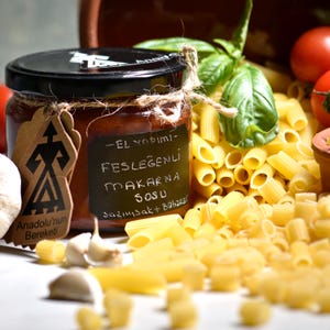 Homemade Basil Pasta Sauce, Natural Garden Tomatoes Garlic Basil Sauce, Turkish natural Basil Sauce Cooked Over Wood Fire, Basil Pizza Sauce