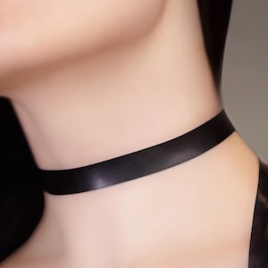 Minimalist Chlorinated Latex Module Choker: Handmade Alternative Jewelry