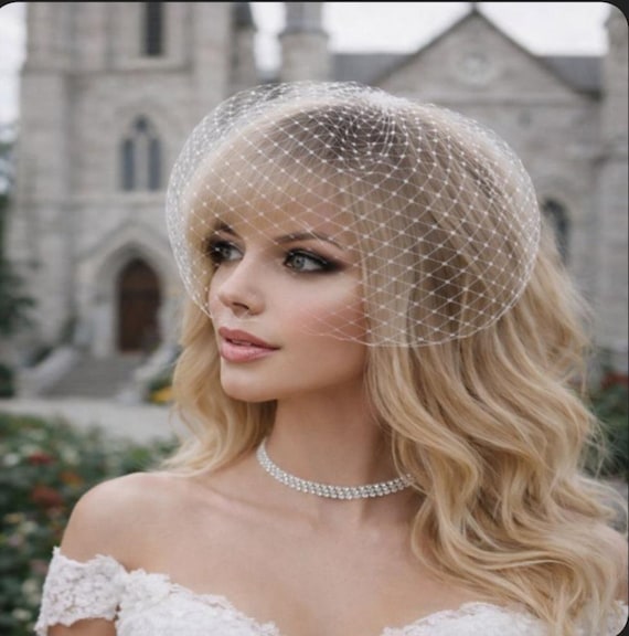 1920s Birdcage Veil, French Netting, Bridal Face Veil With  display picture 1