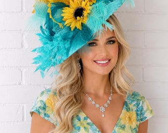 Fascinator blu petrolio, cappello del Kentucky Derby, piume di struzzo, Royal Crown Derby, cappello da sposa, cappelli da tè della regina, querce,