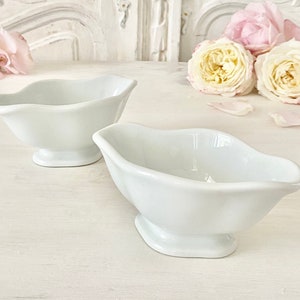 Set vintage Franse Pillivuyt witte porseleinen decoratieve schaaltjes