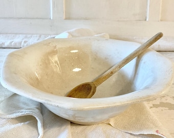 Antique 1920s Sarreguemines / Digoin Porcelain Mixing Bowl – Faceted Sides, Warm Patina