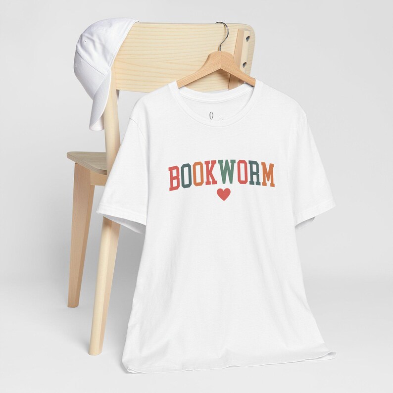 Camiseta Bookworm / Camiseta unisex de manga corta imagen 7