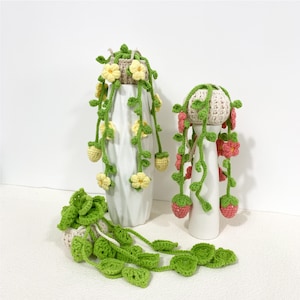 かぎ針編みの吊り下げ植物、かぎ針編みの花、ポトス、イチゴ、桜、ラベンダー、ホームデコレーション吊り下げ、デスクデコレーション、新築祝いギフト