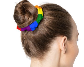 Levendige Rainbow Pride-scrunchie: LGBTQ+-cadeau, kleurrijk festivalhaaraccessoire, haarelastiekje zomermode