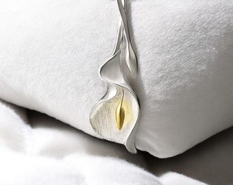 Minimalistische Halskette mit Blumenanhänger aus Sterlingsilber – Schmuckgeschenk für Damen