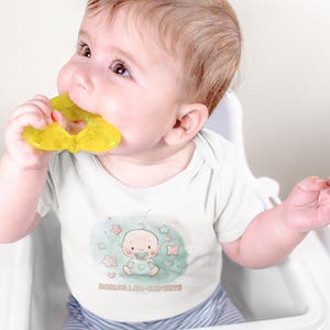Baby Body „Schnuller-Experte“ – Lustiger Strampler für Babys, Geschenk zur Geburt & Baby Shower