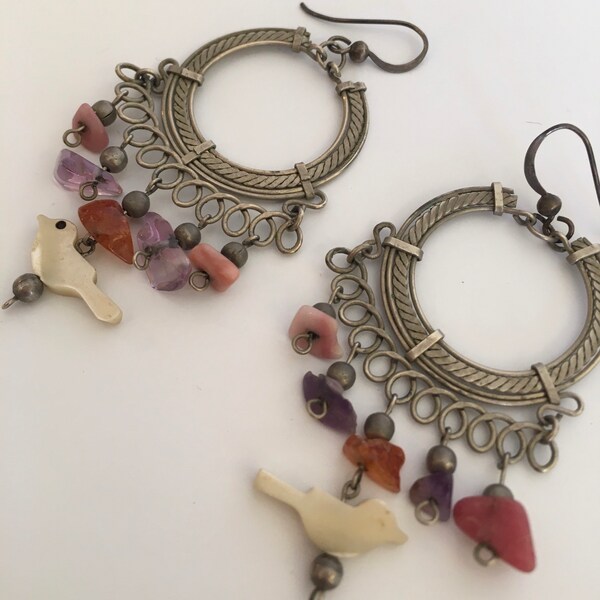 Zuni Heishi Fetish Bird Animal Carving 70’s Dangle Silver Amethyst Coral Rose Hoop Earrings