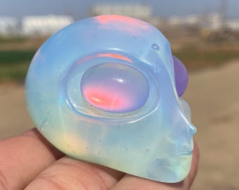 2.3&#39;&#39;+ Opal crystal,quartz Crystal,Crystal Alien,Alien skull specimen,Home Decoration Gifts 1pc
