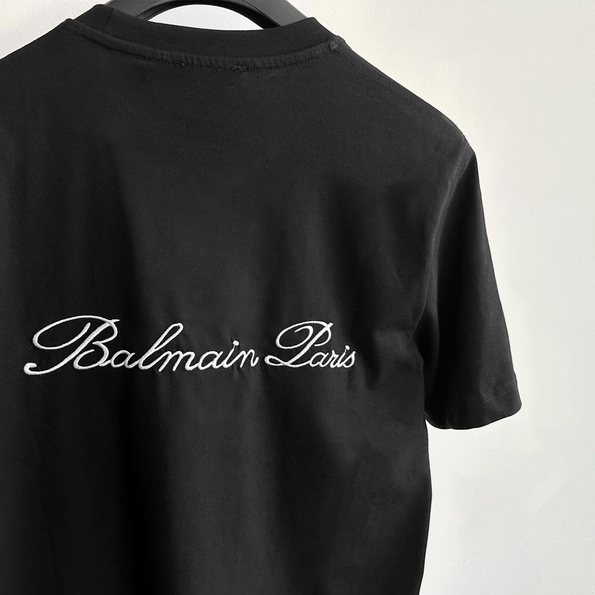 【関税＆送料込み】Balmain Black T-Shirt With Logo Letterin Black Flocked 'Balmain Letter' Logo T-shirt by Balmain on Sale