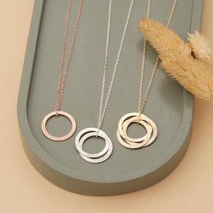 Custom Russian Ring Pendant Family Name Necklace Interlocking Ring Necklace for Mom Mothers Day Gift Name Ring Necklace Circle Name Necklace