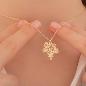 Custom Multiple Birthflower Necklace, Valentines Day Gift, Family Member Necklace for Mom, Floral Bouquet Necklace, Birthday Gift for Her