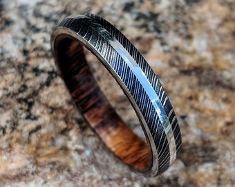 4mm Damascus Steel Ring with 14k White Gold Inlay and Arizona Ironwood Sleeve