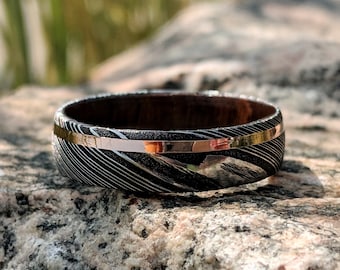 Unique Handcrafted Damascus Steel Wedding Ring - 6mm Mens Band with Rose Gold Inlay