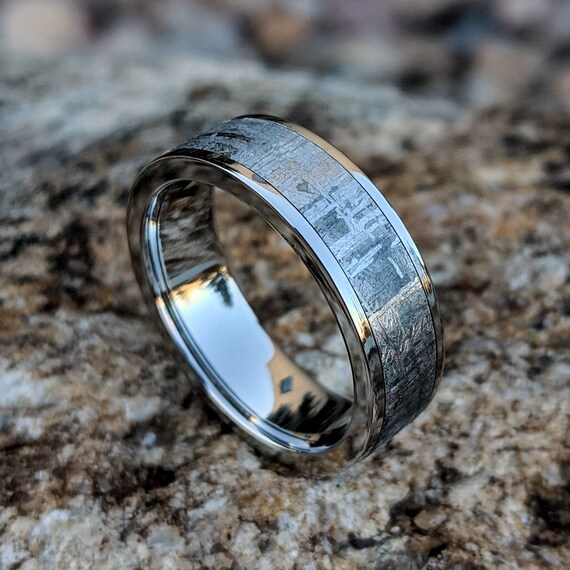 DUOVEKT Natural Gibeon Iron Meteorite Ring - 925 Sterling Silver Adjustable Unisex Ring With Moldavite
