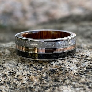 Meteorite Ring With 14k Rose Gold and Dinosaur Fossil Inlay - Etsy